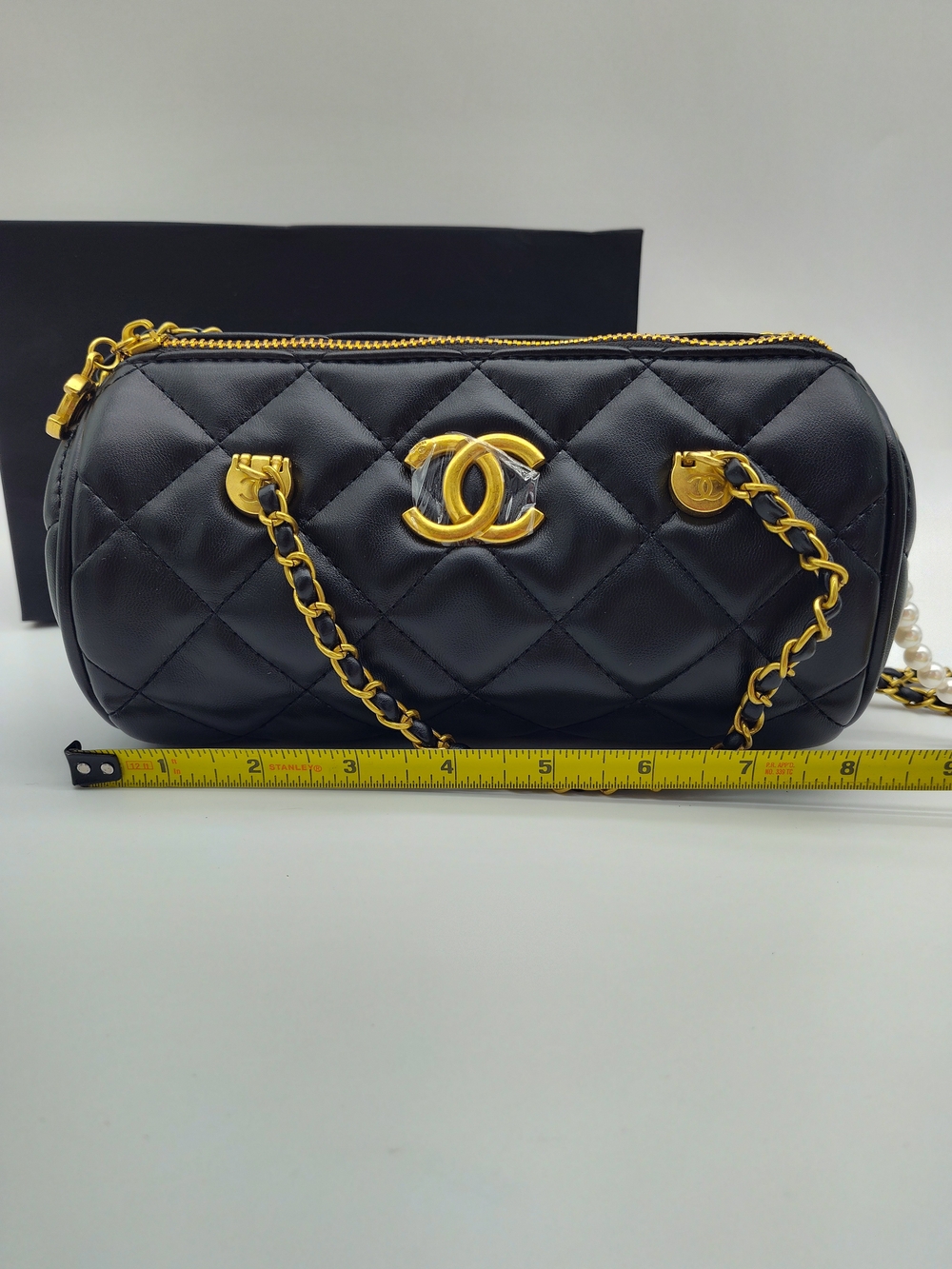 CHANEL Makeup Promotional Black Quilted Barrel Vanity Bag Pearl Chain Beaute - Picture 10 of 14